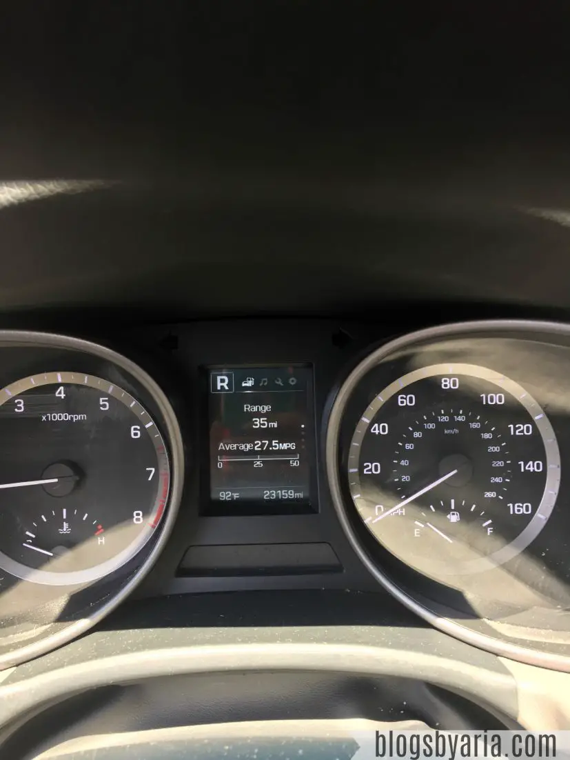 Hyundai Santa Fe Sport dashboard