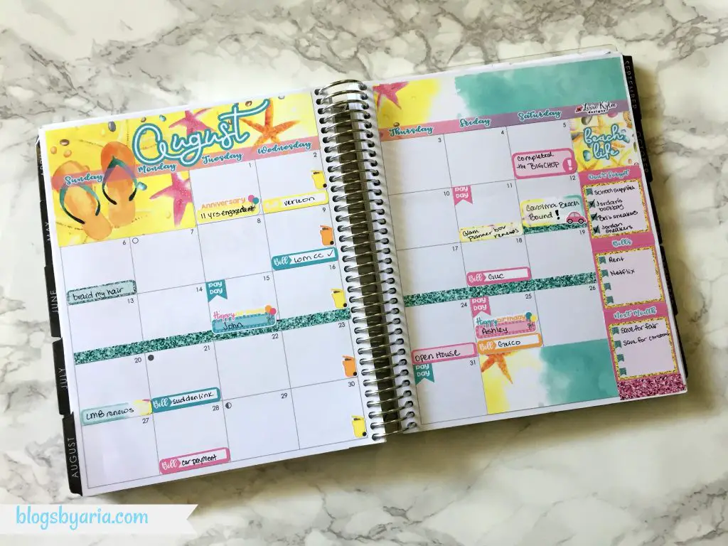 August monthly planner spread