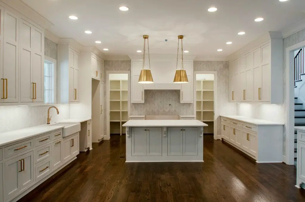 White Kitchen Love