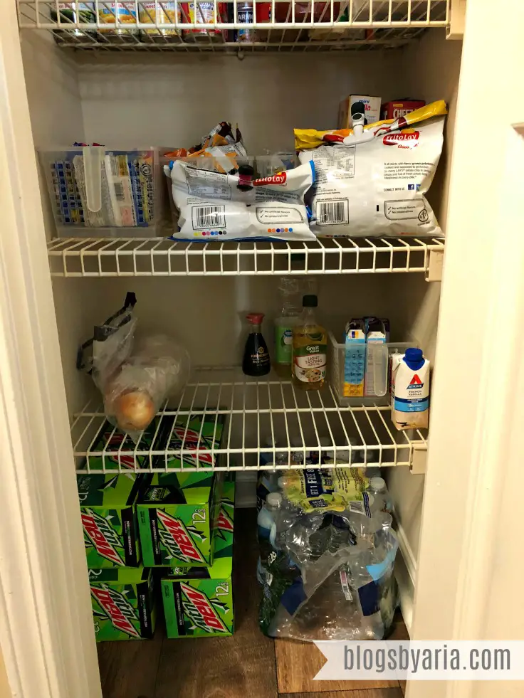 Simple Pantry Organization