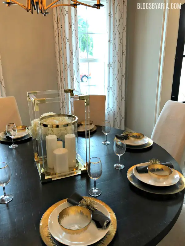 dining tablescape