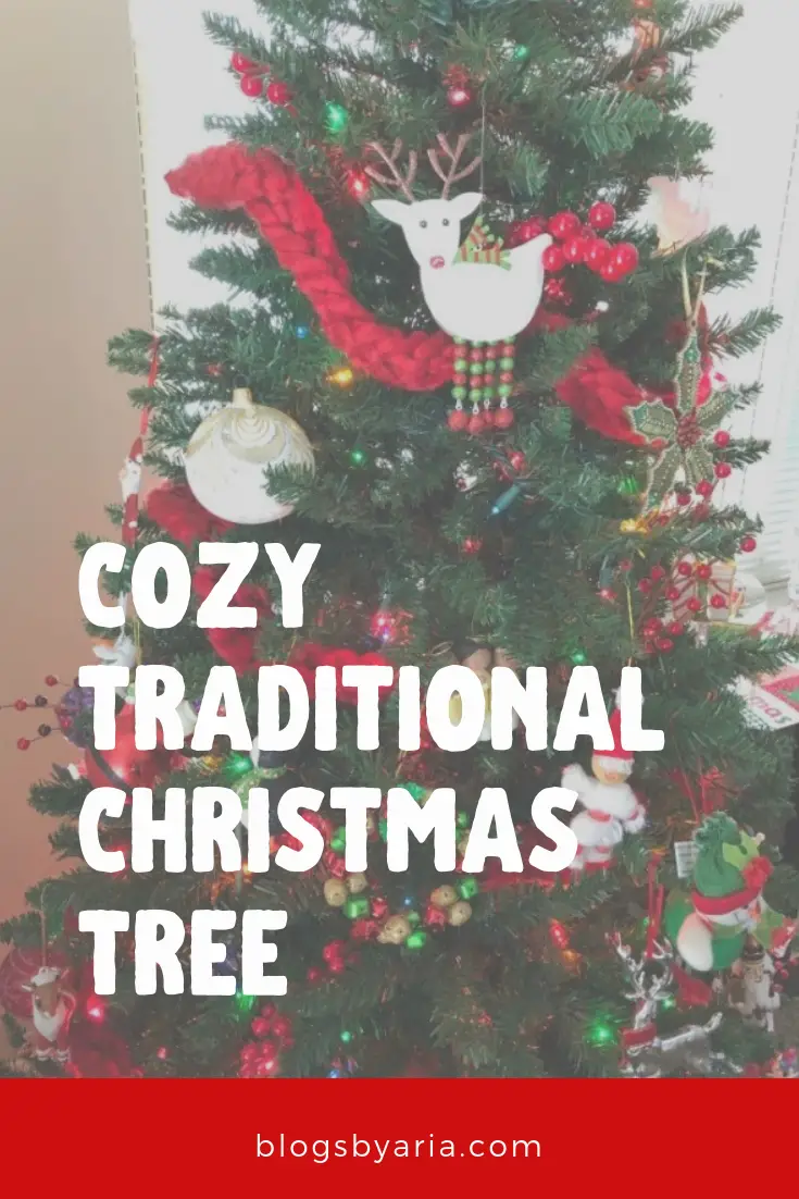 Traditional Christmas Tree Decor