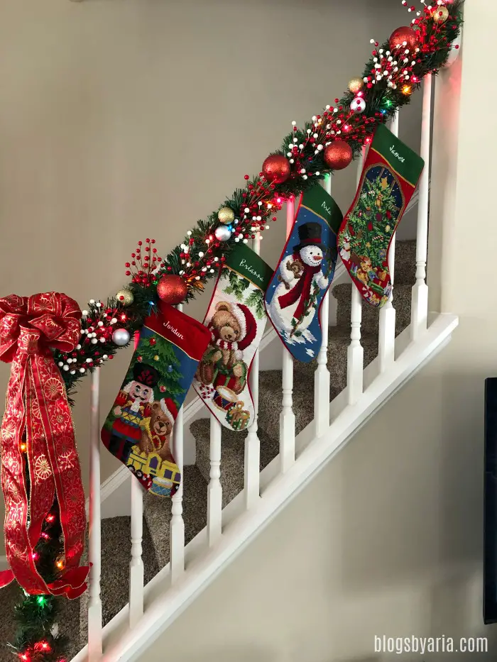 holiday home tour Christmas ornament garland