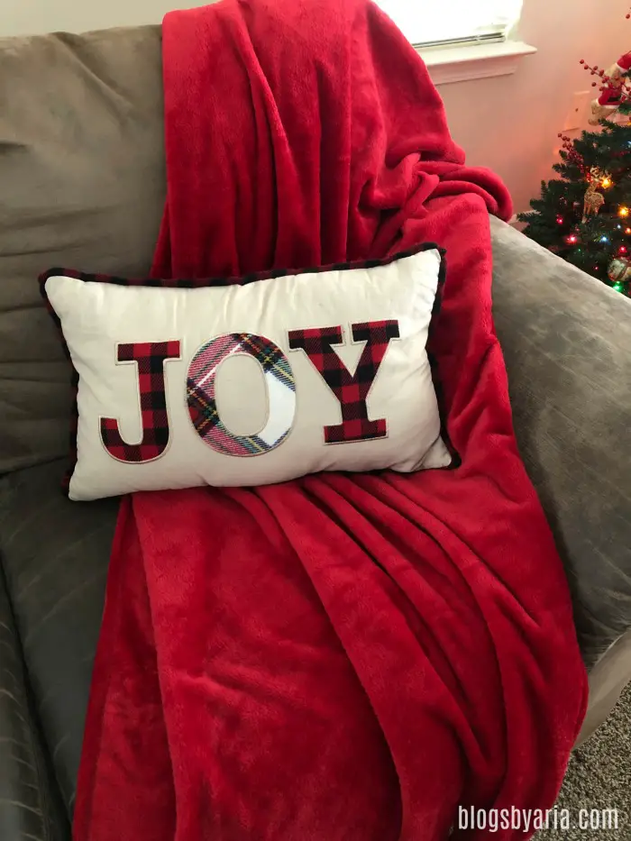 Pier one christmas pillows hot sale 2018