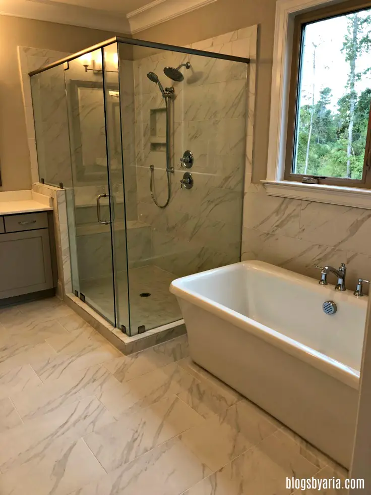 marble tile bathroom design ideas