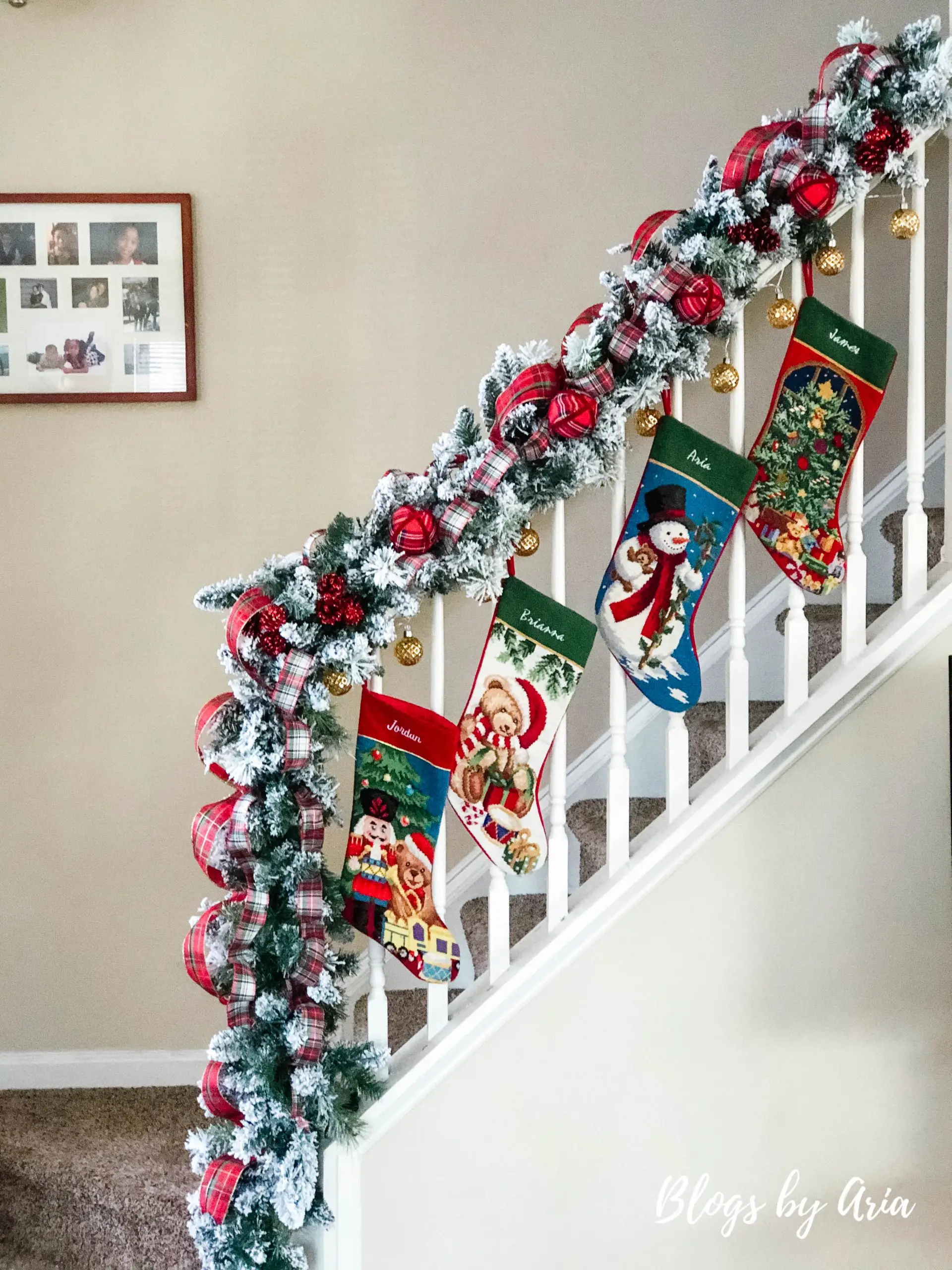 Christmas stairway garland