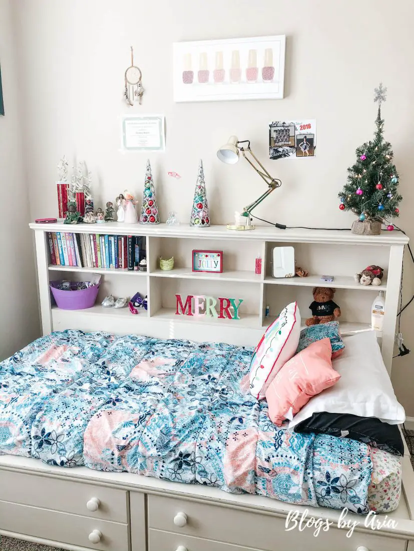 girls bedroom decorated for Christmas kids decor