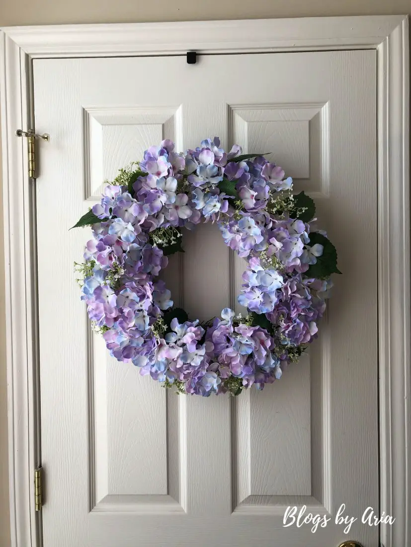 Spring hydrangea wreath