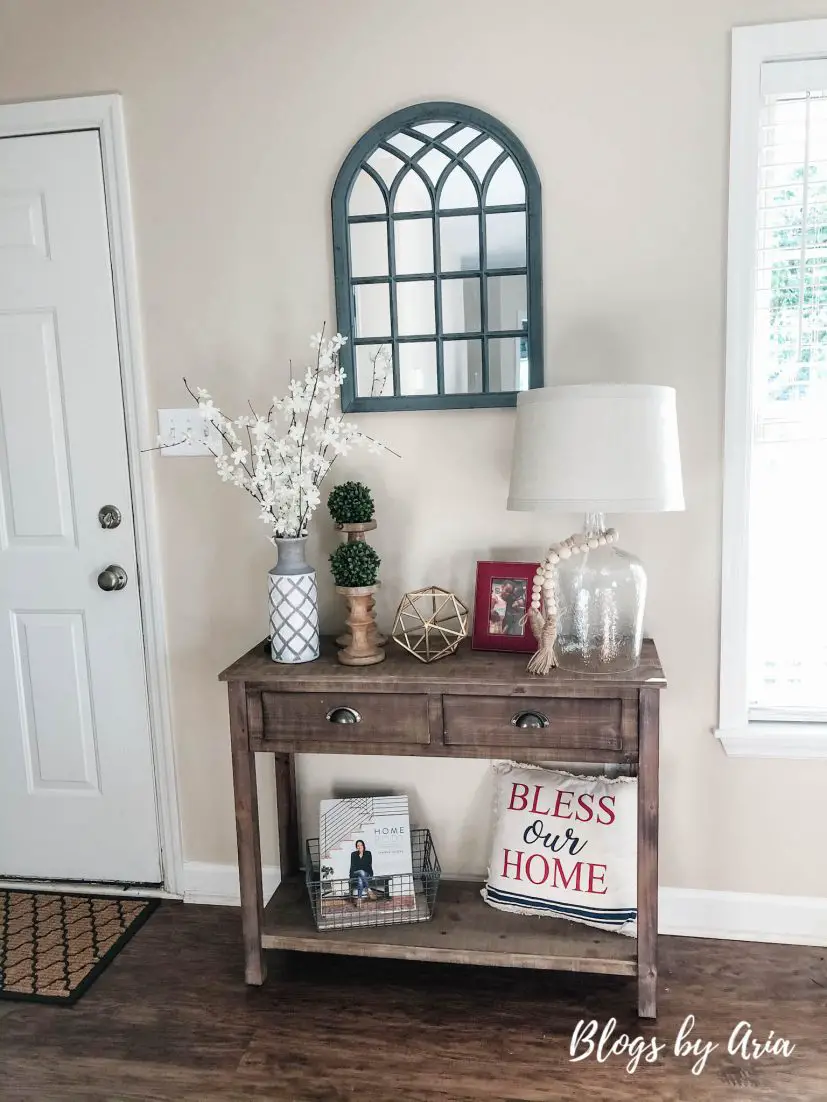 entry way table decor ideas