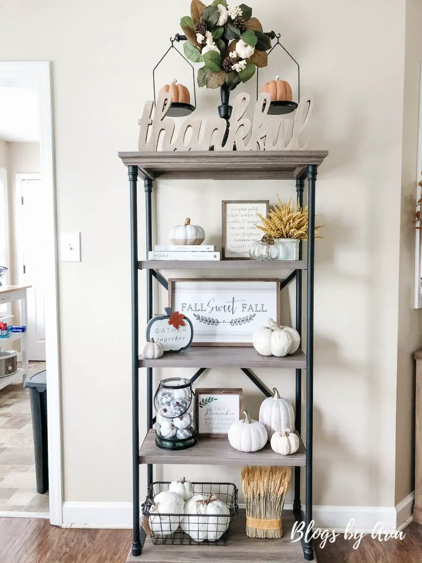 styling bookshelf for fall