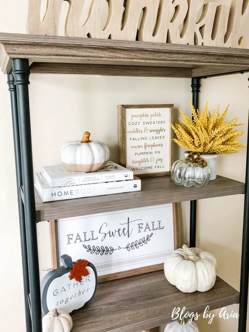 neutral fall farmhouse decor