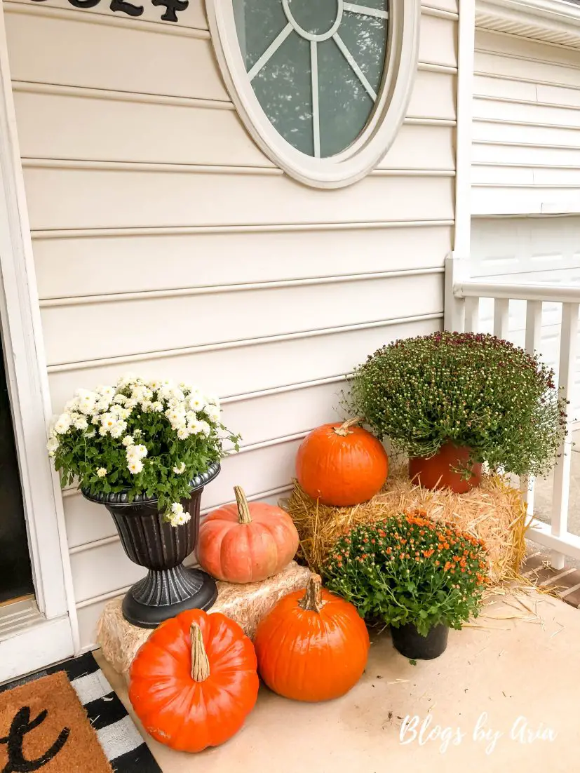 how to decorate a front porch for fall