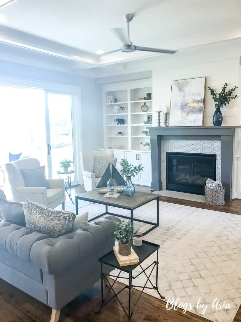 modern farmhouse living room